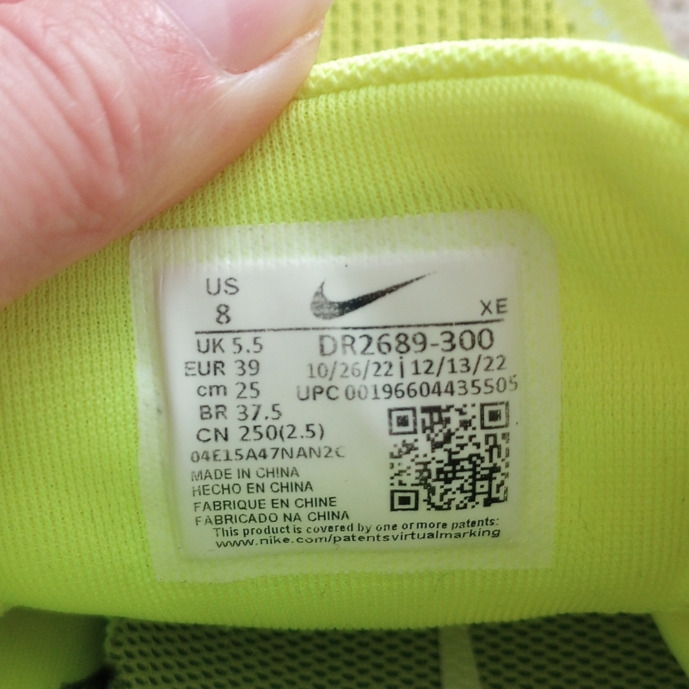 Neon Nike Wild Horse Sneakers Activewear Running Gym Outdoor Size 8 - Picture 12 of 12